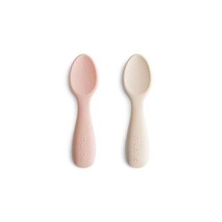 mushie-starter-baby-spoon-blue-shifting-sand-e1710515003389