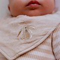0031825_2-pack-bandana-slab-wit-newborn-naturals-baby-bunny