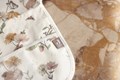 Bavoir imperméable avec manche - Souris Rêveuse 3