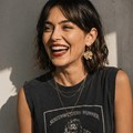 amal-george-boucles-oreilles-depareillees-modele-tigre