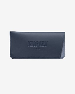 visuels_packshot_leatherpouch_nightblue__f5f5f5_1080x1350