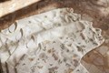 Bavoir imperméable avec manche - Souris Rêveuse 4