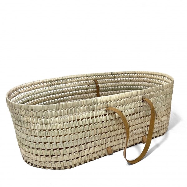 panier-en-osier-et-matelas-large