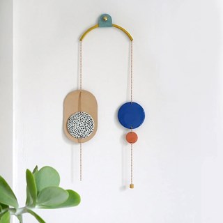 renske-versluijs---wall-jewelry-1-inst1