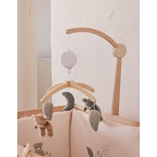 mobile-musical-en-bois-noukie-s-fluffy-orso-lily (3)